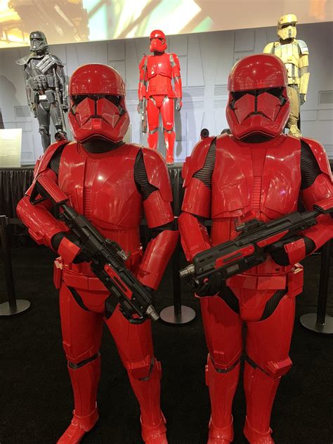 Good look at the full Sith Trooper costumes used in the movie, from SDCC: : r/StarWars