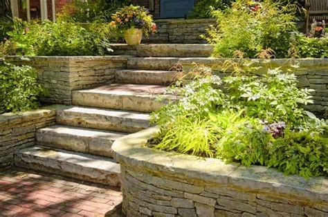 Flagstone: How To Jazz Up Your Landscape With Flagstone