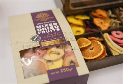 Zar Nagaran Dried Fruit Packaging Design by Zarifgraphic - World Brand ...