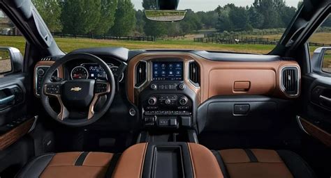 Chevy Silverado Interior Statesboro GA | Franklin Chevrolet