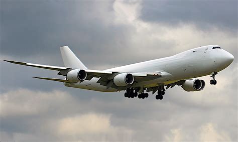 Cargo Charter: Boeing 747-400 ERF