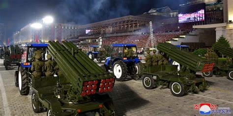 North Korea Celebrates Founding With Military Parade, Dump Trucks - Business Insider