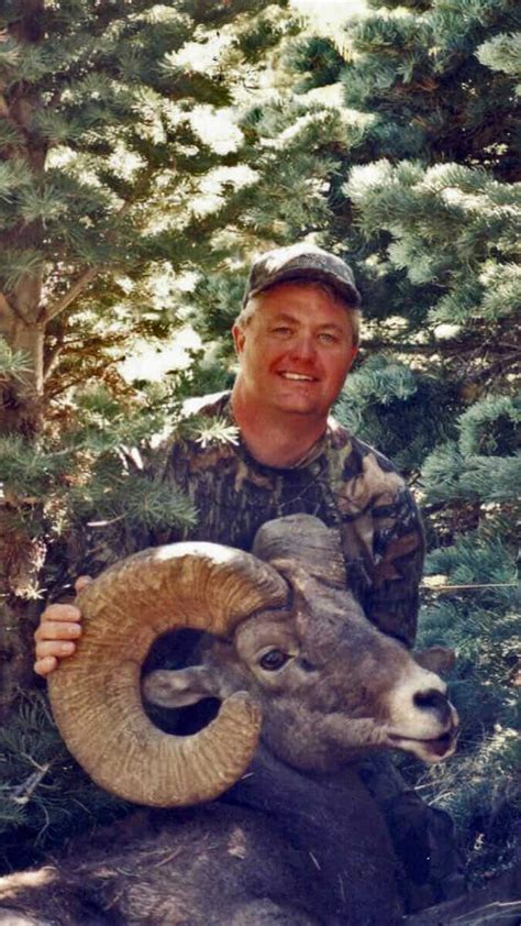 Bighorn Sheep Hunting Guides – Horn Fork Guides