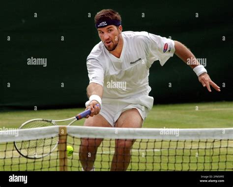 Wimbledon Tennis Championships Julu 2001 PAT RAFTER V YOUZHNY Stock ...