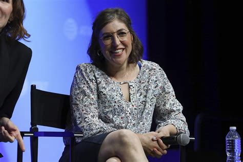 10 Jewish facts about Jeopardy! host Mayim Bialik – The Australian Jewish News