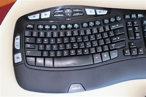 Logitech Wireless Keyboard K350 review: This ergonomic keyboard needs better keys | PCWorld