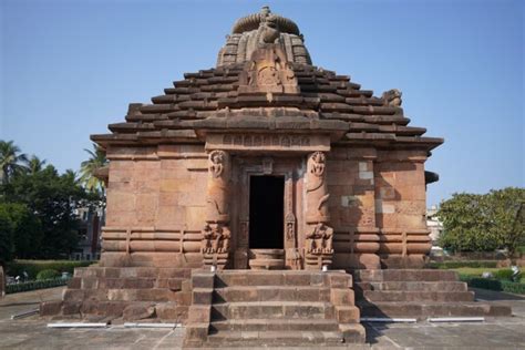 Rajarani Temple- History, Architecture, Ticket Price, Timings, and Much More! - InBhubaneswar