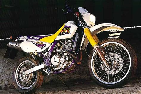 SUZUKI DR350 (1992-1999) Review | Speed, Specs & Prices