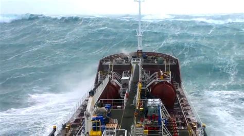 Atlantic Ocean Waves: Ontdek de krachtige schoonheid van deze oceaan [Bekijk de video's]