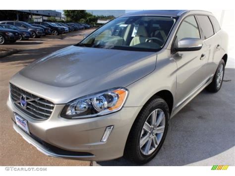 Seashell Metallic 2016 Volvo XC60 T6 Drive-E Exterior Photo #107556810 ...