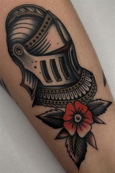 Traditional Knight Helmet Tattoo | Traditional tattoo knight, Old style tattoos, Helmet tattoo