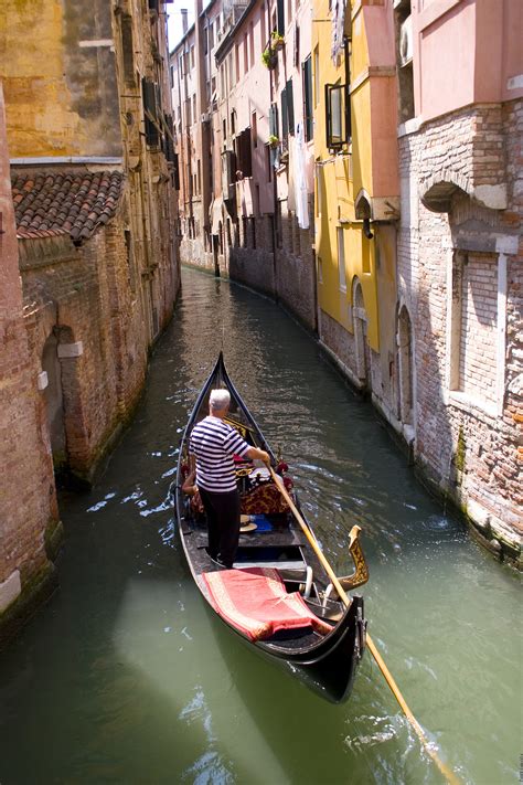 Ride a Gondola in Venice, Italy | 100+ Things to Do Before You Die | POPSUGAR Smart Living