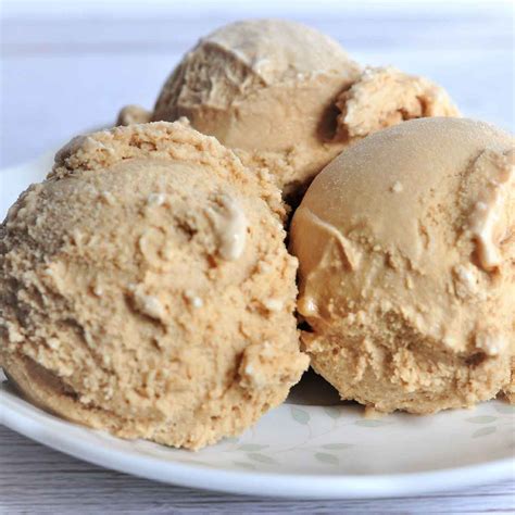 Coffee Ice Cream Recipe (No Eggs) | Recipe Cart