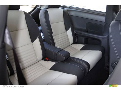 R Design Off Black/Calcite Interior 2012 Volvo C30 T5 R-Design Photo ...