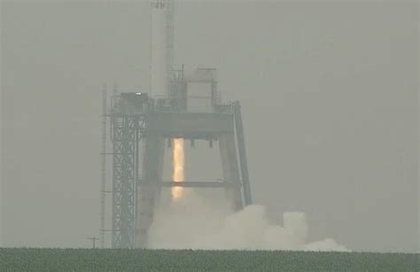 SpaceX Raptor 3 Engine is Test Fired and Has 17% More Thrust | NextBigFuture.com