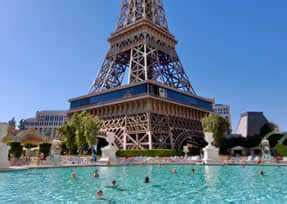 Paris Las Vegas Pool | LasVegasHowTo.com