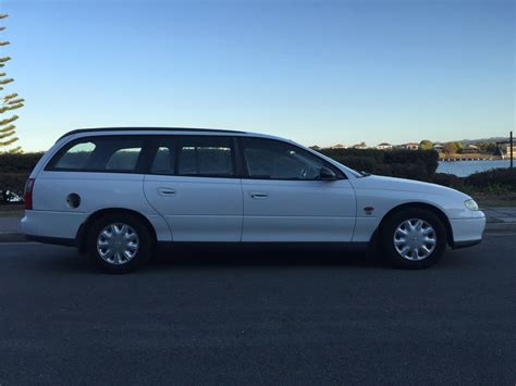 2000 Holden Commodore VT wagon - $3,700 - Cheap Student Wheels