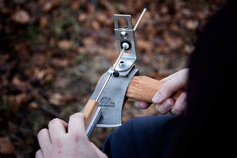 KME Axe Sharpener Kit, sharpening system for axes | Advantageously shopping at Knivesandtools.co.uk