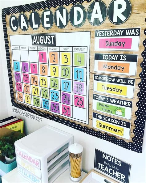 📆 CLASSROOM • CALENDAR How do you use a calendar in your classroom? • Sometimes in the upper ...