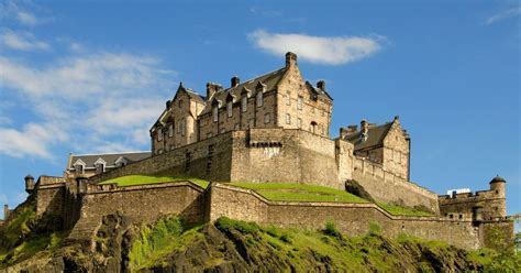 Edinburgh Castle, The Story of A Magnificent and Historic Castle - Traveldigg.com