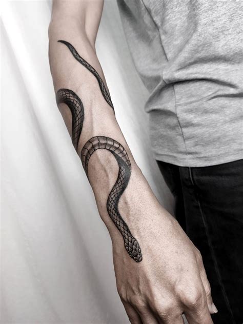 Top 52+ snake tattoo arm super hot - in.cdgdbentre