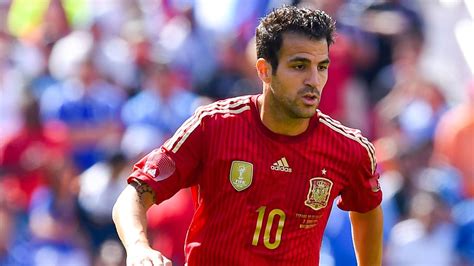 Fabregas out of Spain games - Eurosport