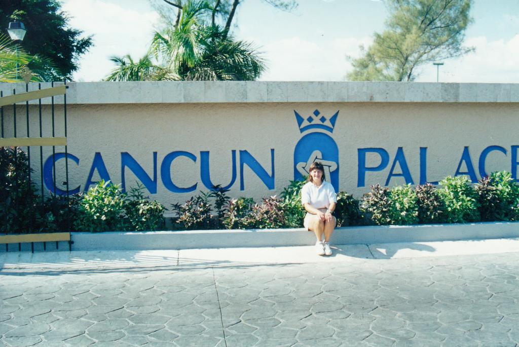 Debbie in Cancun