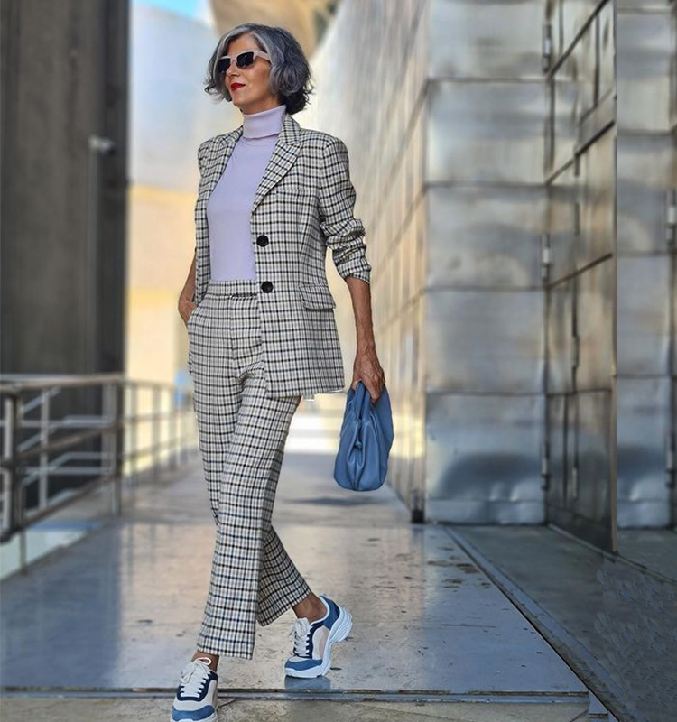 plaid pants outfit ideas - what to wear with plaid pants over 40