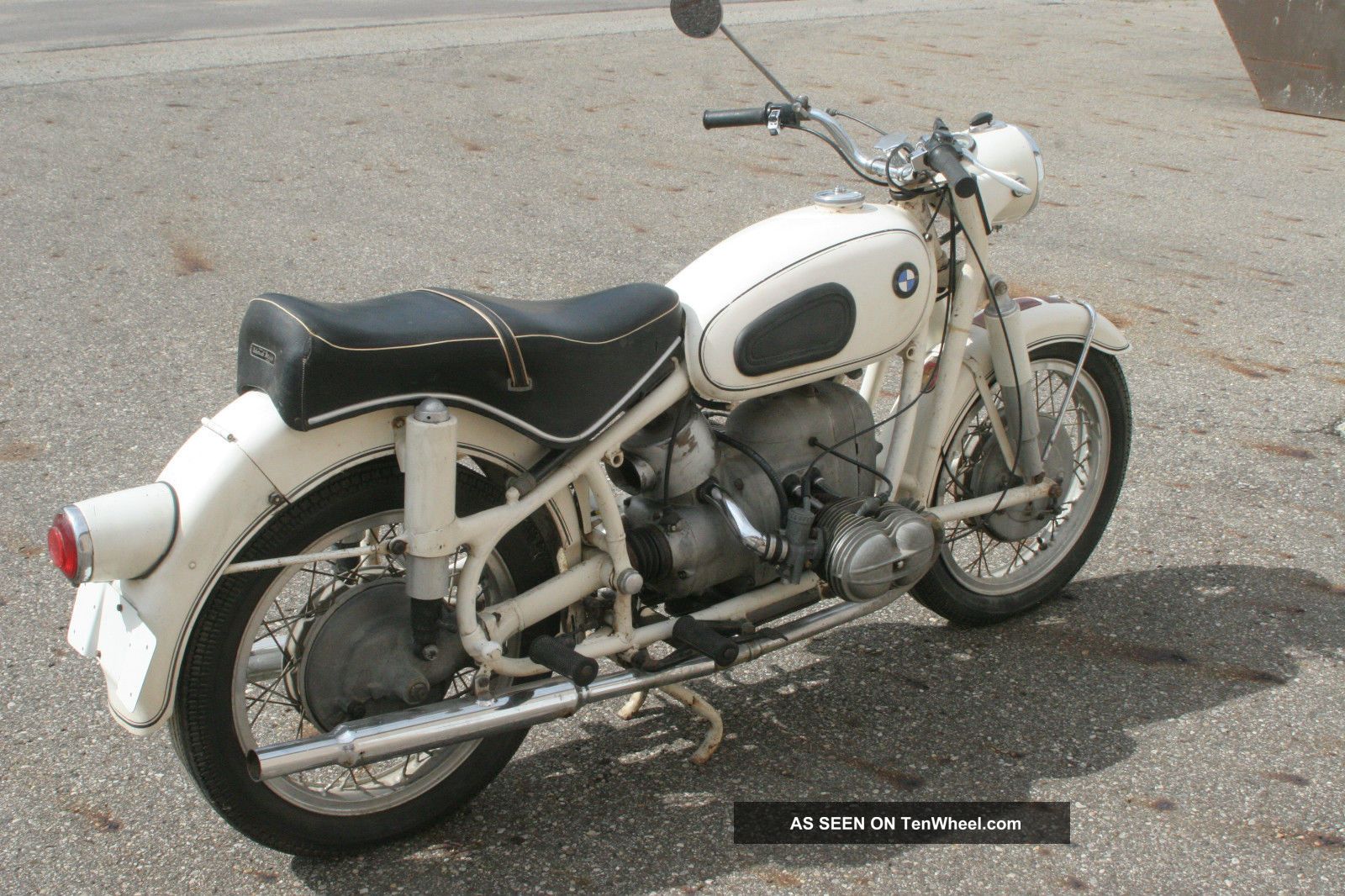 1961 BMW R50S Dover White photo