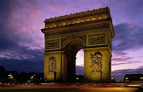 Image result for Arc De Triomphe Drapeau France