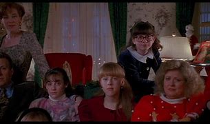 Image result for Home Alone 2 Screencaps Family