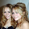 Mary Kate and Ashley Olsen Twins