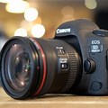 Canon EOS 5D Mark IV Camera