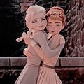 Elsa and Anna Aesthetic Wallpaper Hugging