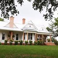 Fixer Upper Magnolia Farmhouse