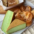 Pandan Cake Store in Singapore