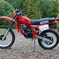 XR 200 Honda Motorcycle