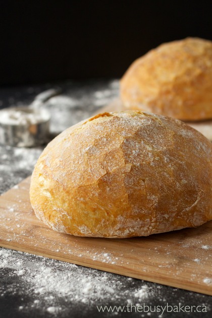 a loaf of no knead artisan bread