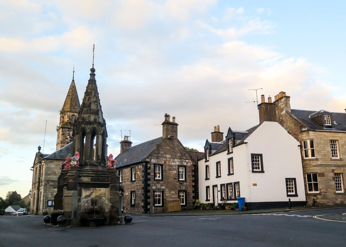 Falkland town square, where Outlander was filmed