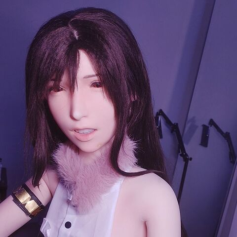 Tifa Lockhart doll