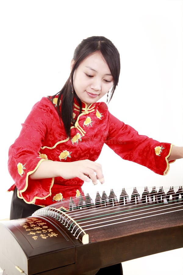 Chinese zither performer