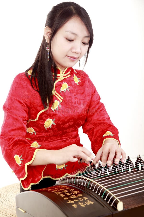 Chinese zither performer