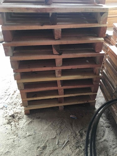 Heavy Duty Wooden Pallets