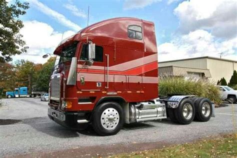 Pin By Dude Deere On Cabover Rides Freightliner Freightliner Trucks