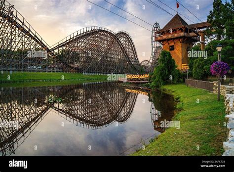 The Famous Wooden Roller Coaster The El Toro At Six Flags Great