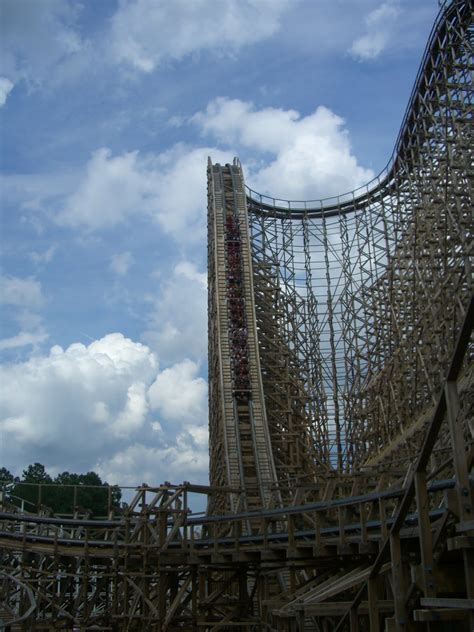 El Toro Review Six Flags Great Adventure Amusementinsider Fun