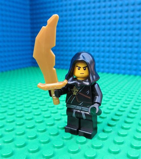 Lego Ninjago Black Ninja With Hood Minifigure Minifig Gold Sword Sword