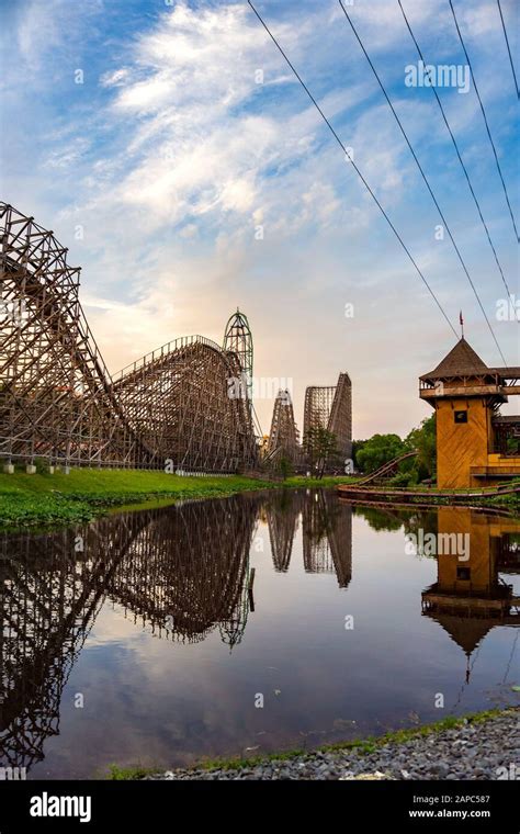 The Famous Wooden Roller Coaster The El Toro At Six Flags Great