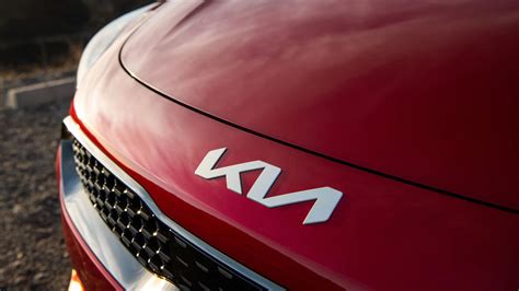 People Started Googling Kn Car After Kia Adopted A New Logo