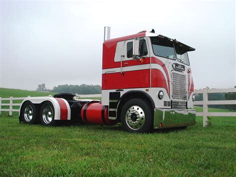 White Freightliner Cabover Trucks Big Trucks Big Rig Trucks